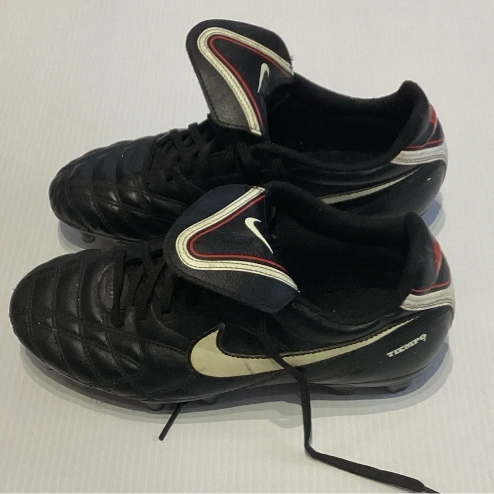 Nike Tiempo Legend lll FG Size 7.5 US Woman’s Black Soccer Cleats 385397-016 - Picture 3 of 11